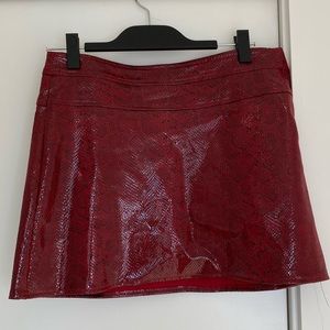 Zara Red snakeskin mini skirt NEW